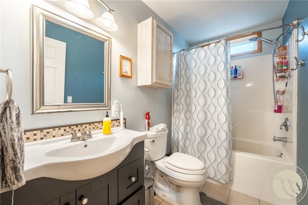 24 S Swan Lane Fromberg MT 59029