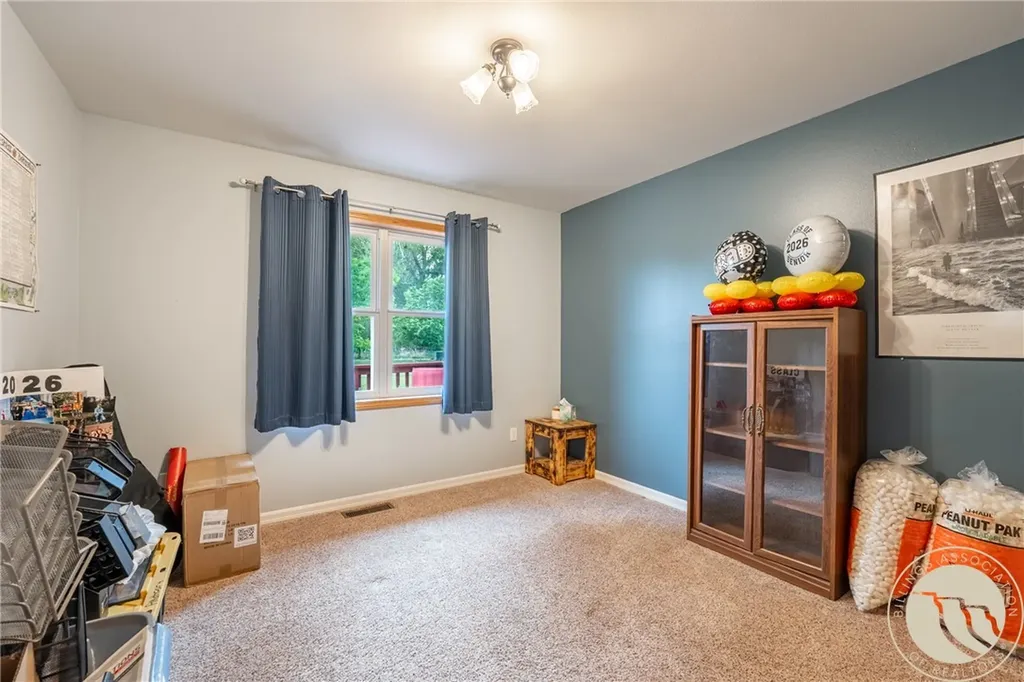 24 S Swan Lane Fromberg MT 59029