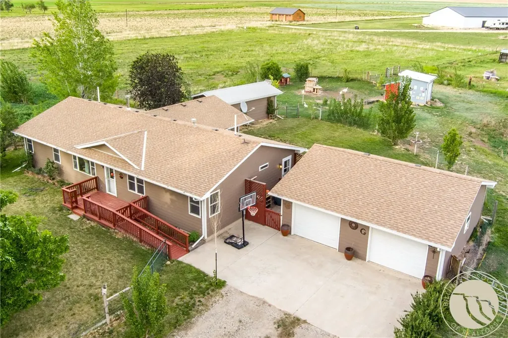 24 S Swan Lane Fromberg MT 59029