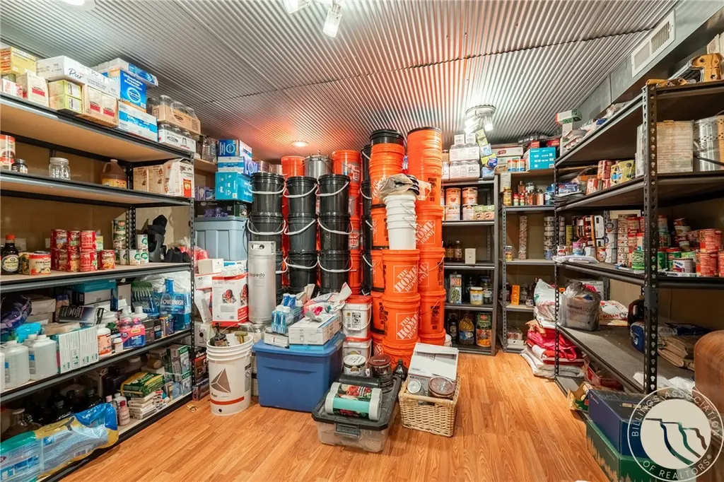 24 S Swan Lane Fromberg MT 59029