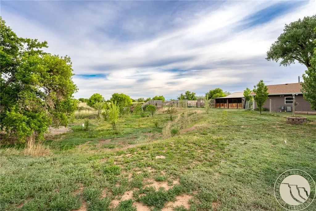 24 S Swan Lane Fromberg MT 59029