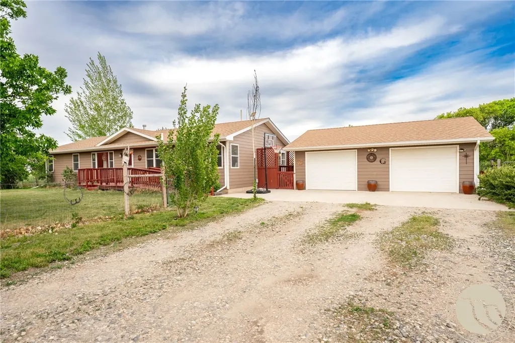 24 S Swan Lane Fromberg MT 59029