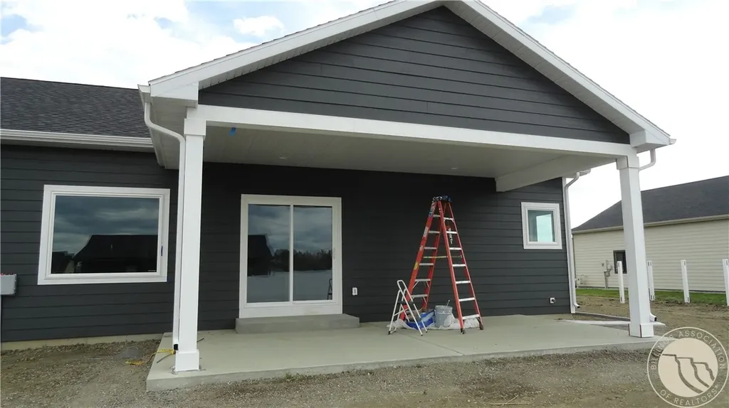 6329 Stream Bank Lane Billings MT 59106