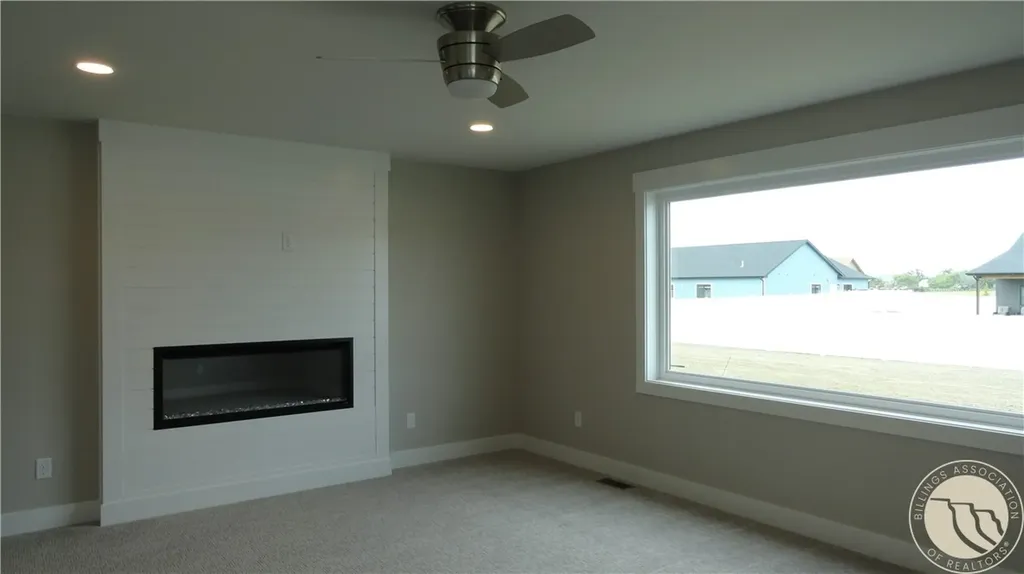 6329 Stream Bank Lane Billings MT 59106