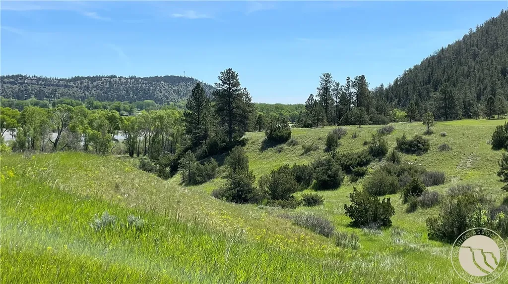 23 Daniel Trail Columbus MT 59019