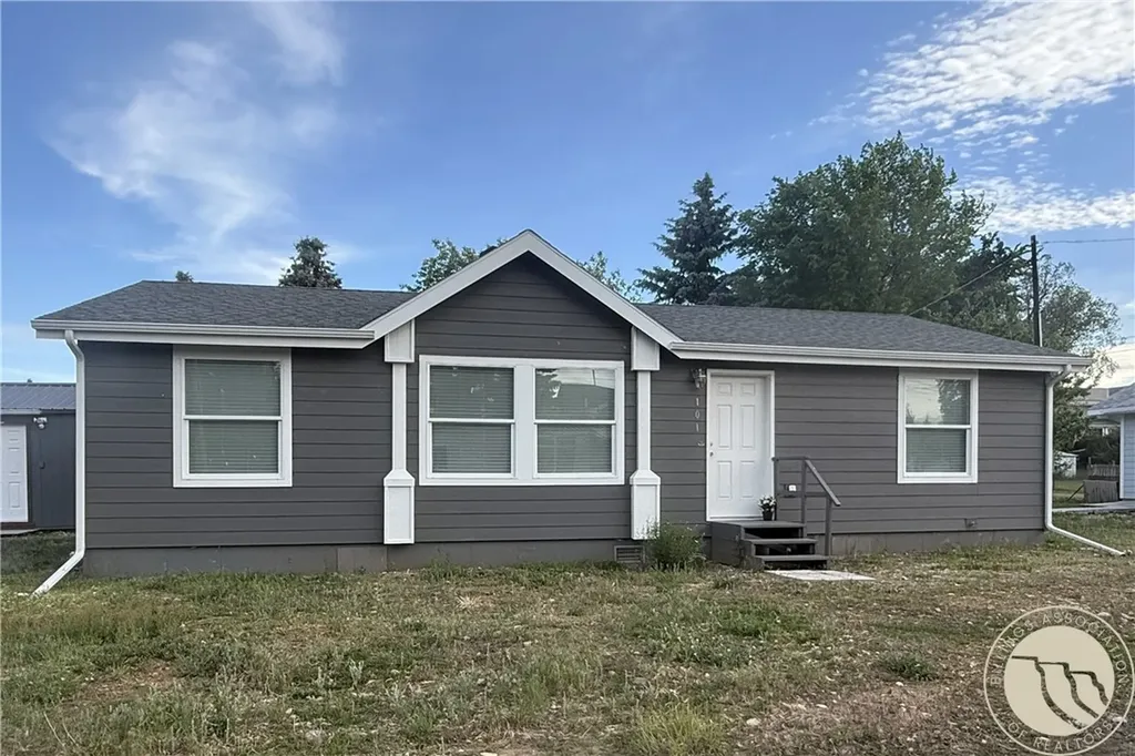 101 S 2nd Street Roberts MT 59070
