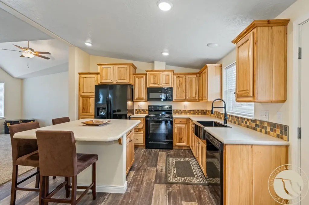 101 S 2nd Street Roberts MT 59070
