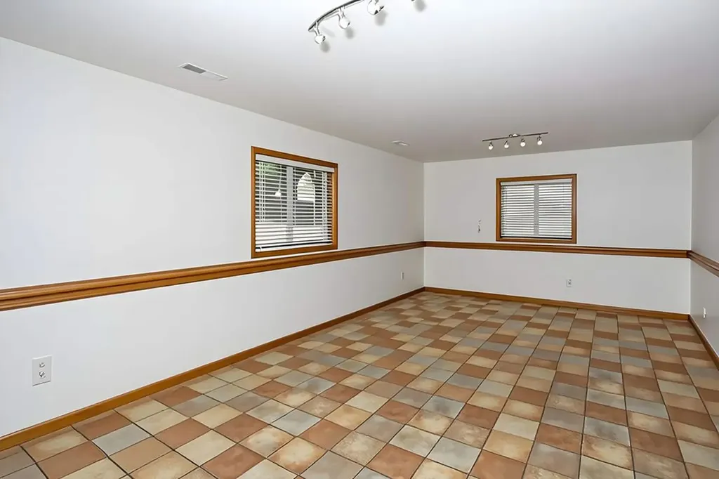 15 Rimrock Drive Bridger MT 59014