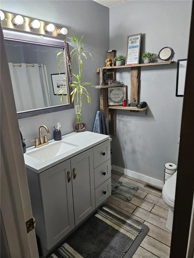 146 Heimat Road Hardin MT 59034