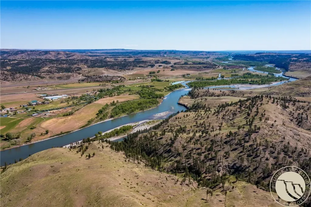 Nhn 1677.96 Acres - Hwy 421 And Joliet Road Columbus MT 59019