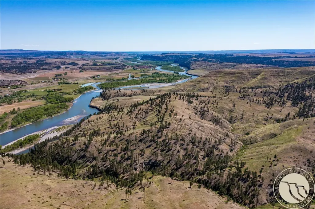 Nhn 1677.96 Acres - Hwy 421 And Joliet Road Columbus MT 59019