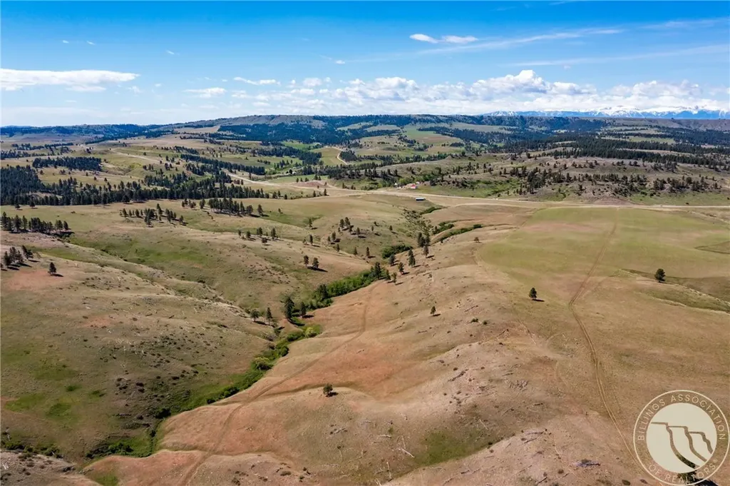 Nhn 1677.96 Acres - Hwy 421 And Joliet Road Columbus MT 59019