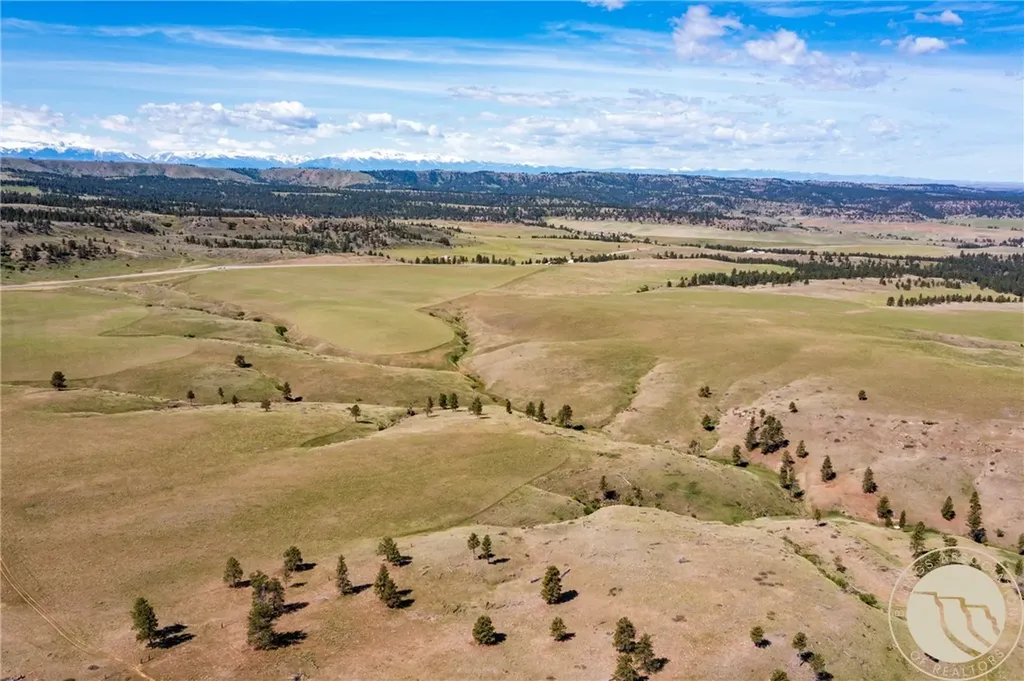 Nhn 1677.96 Acres - Hwy 421 And Joliet Road Columbus MT 59019