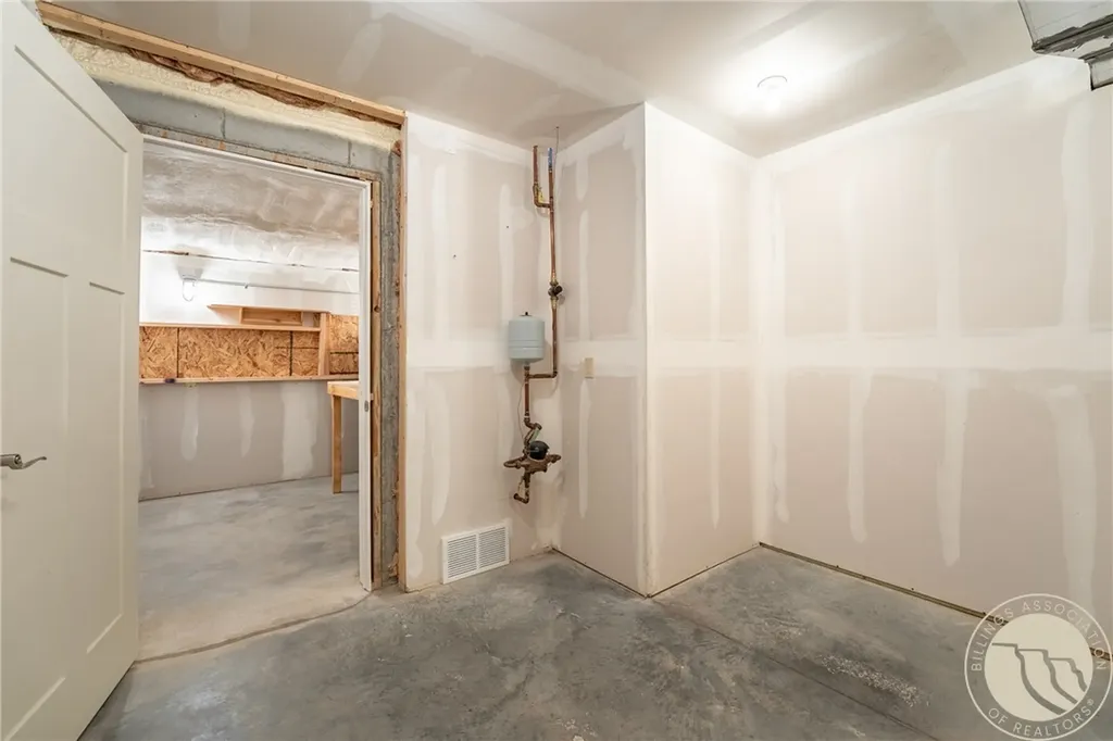5126 Amherst Drive Billings MT 59106