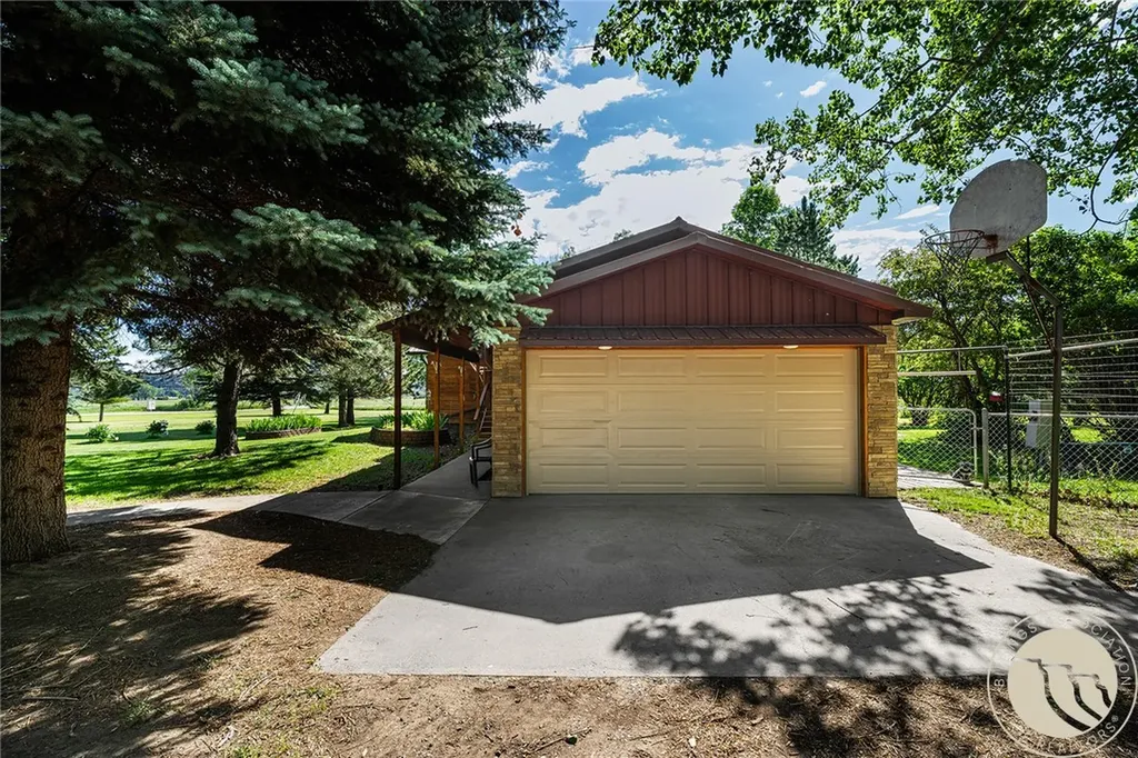 5 Stillwater Estates Road Columbus MT 59019