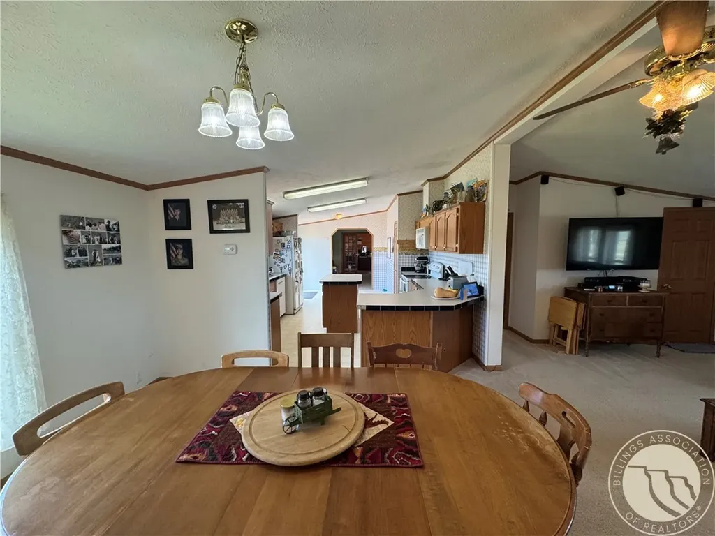 27 Cox Creek Lane Big Timber MT 59011
