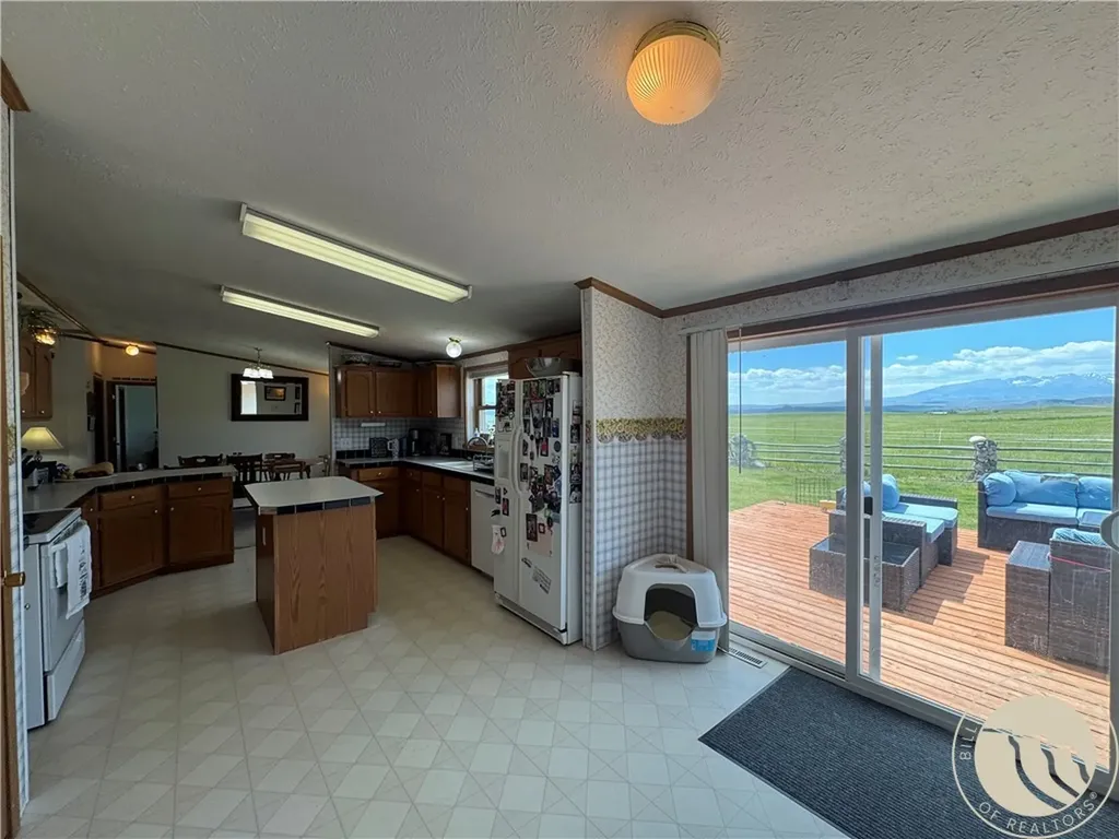 27 Cox Creek Lane Big Timber MT 59011