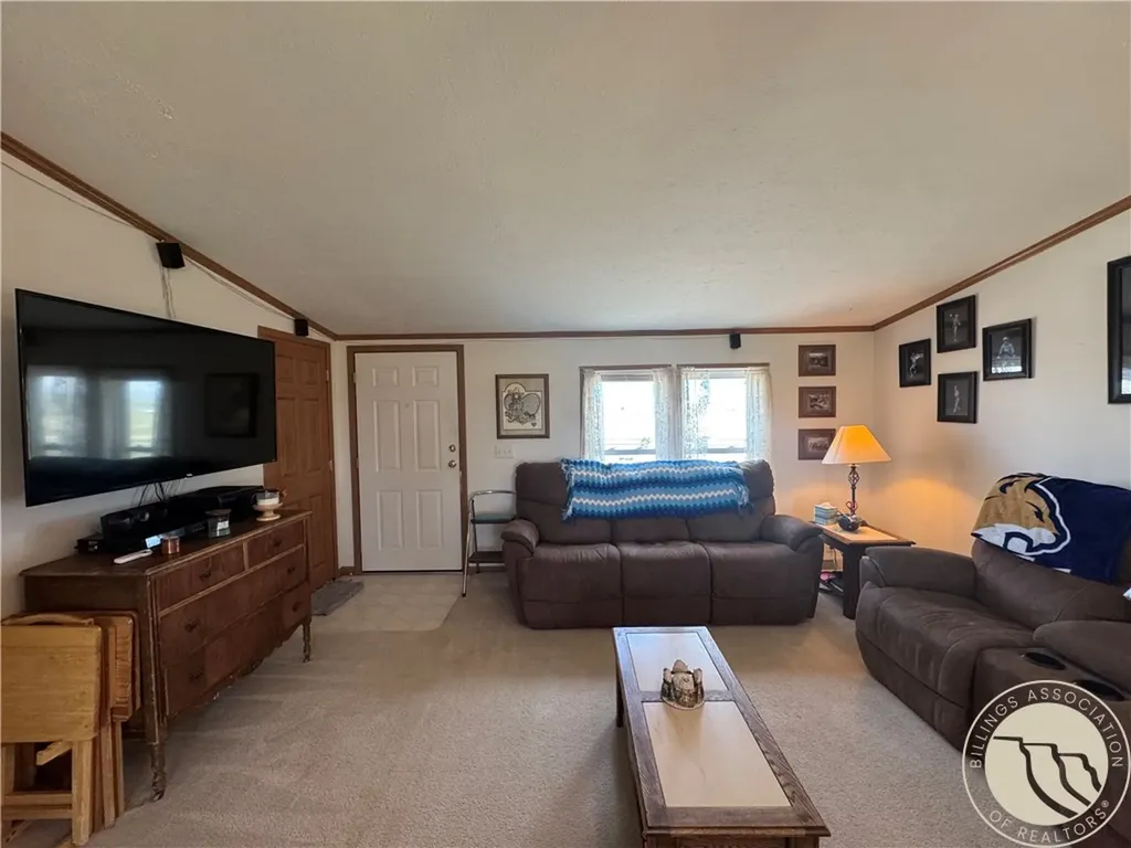 27 Cox Creek Lane Big Timber MT 59011