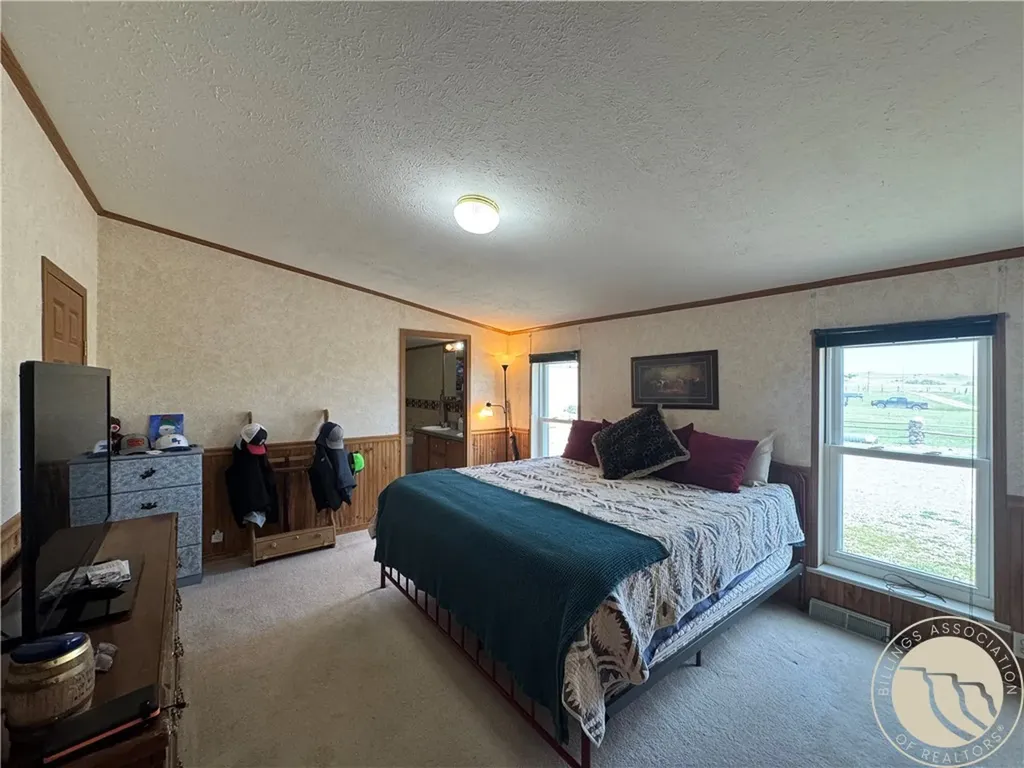 27 Cox Creek Lane Big Timber MT 59011