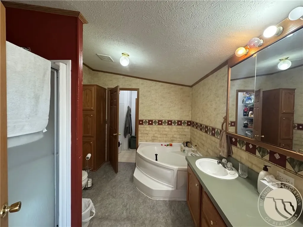 27 Cox Creek Lane Big Timber MT 59011