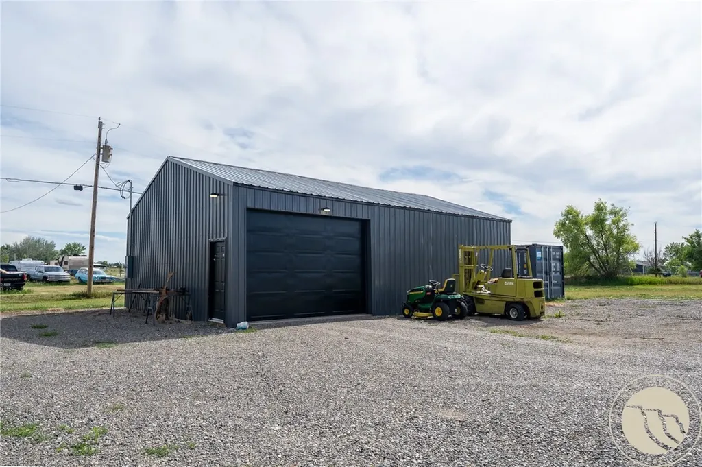 7104 Shepherd Road Shepherd MT 59079
