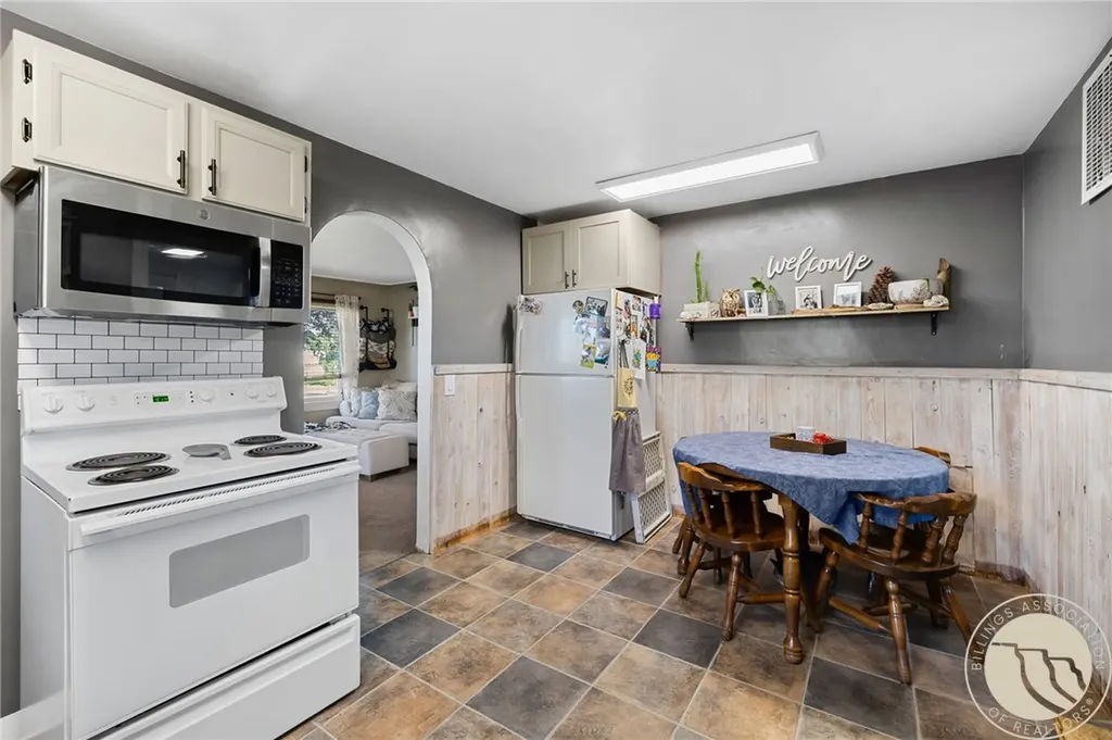 120 E Maryland Lane Laurel MT 59044