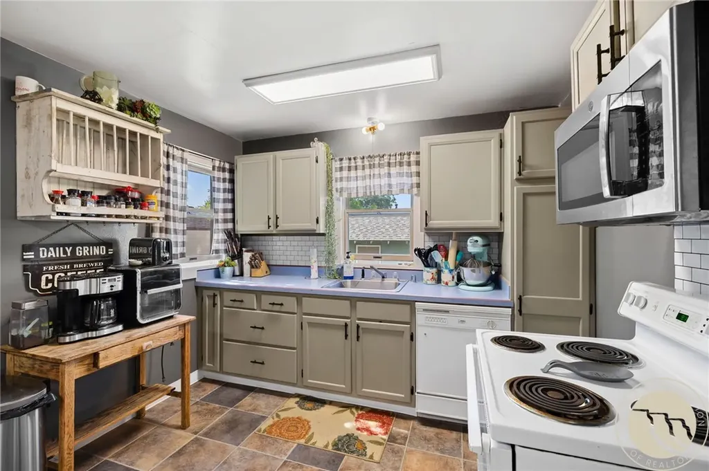 120 E Maryland Lane Laurel MT 59044