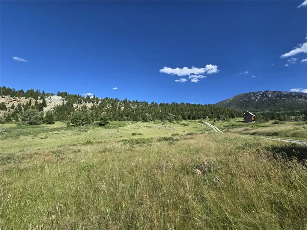 Lot 34 Cheyenne Trail Nye MT 59061