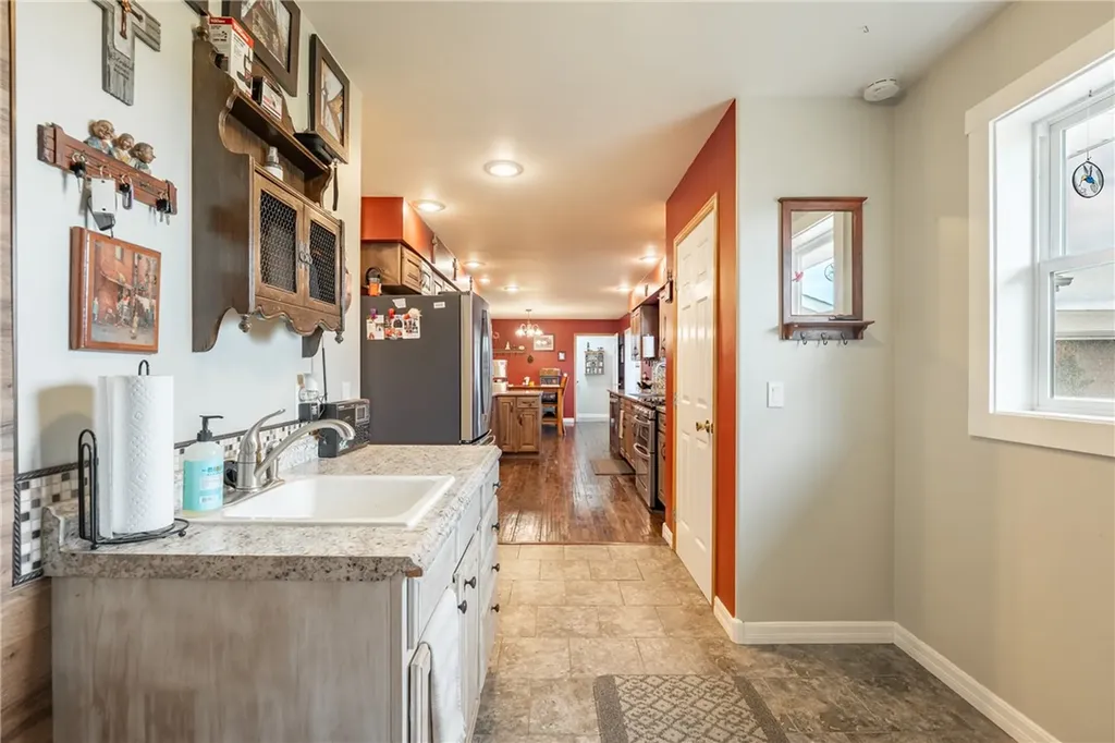 24 S Swan Lane Fromberg MT 59029