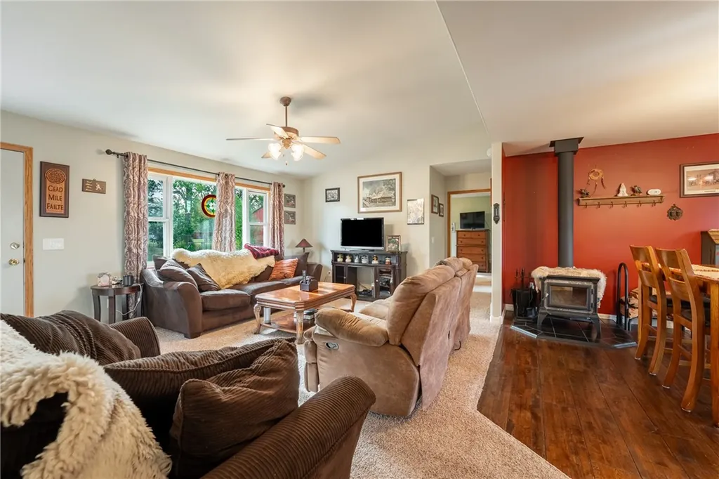 24 S Swan Lane Fromberg MT 59029
