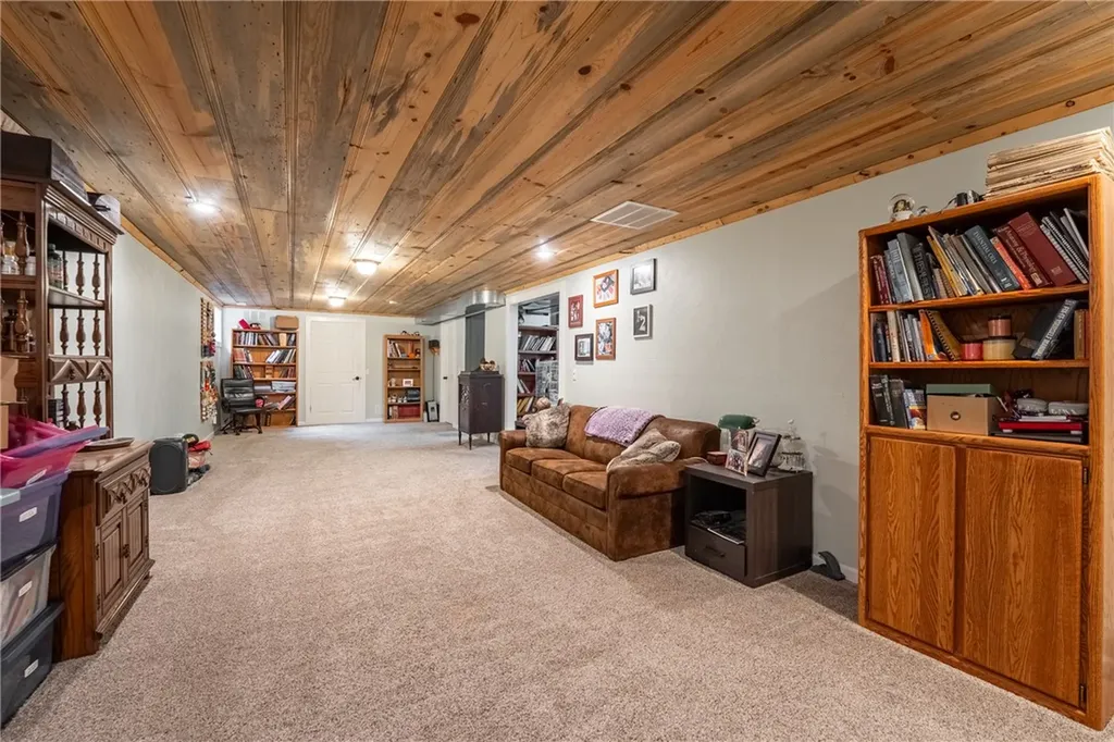24 S Swan Lane Fromberg MT 59029