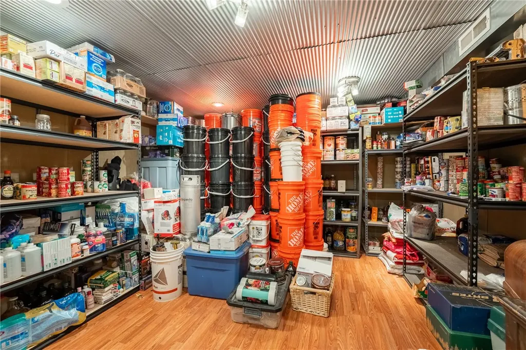 24 S Swan Lane Fromberg MT 59029