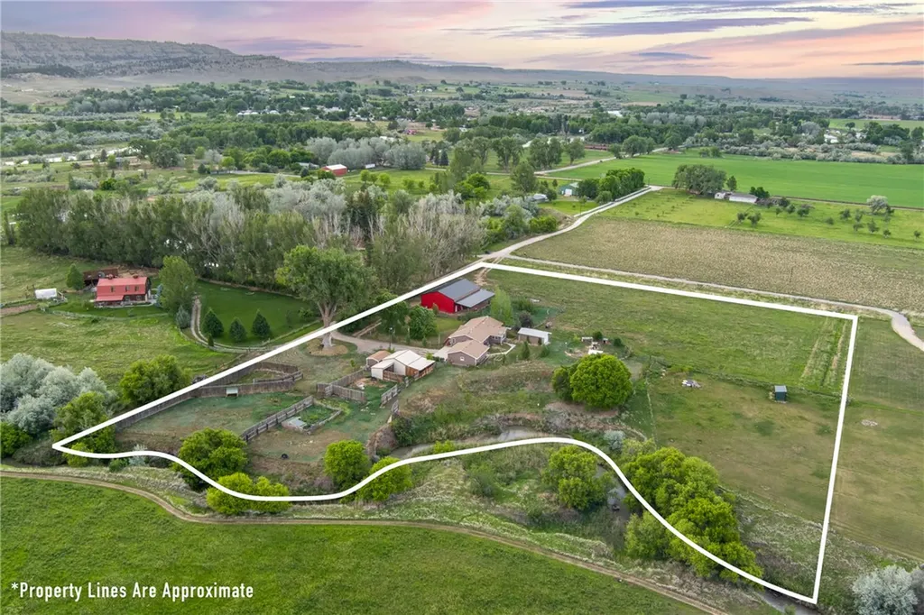 24 S Swan Lane Fromberg MT 59029