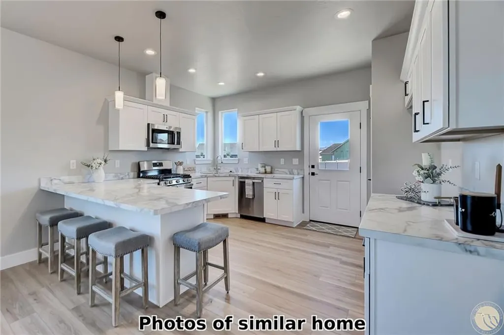 932 Madrid Drive Billings MT 59105