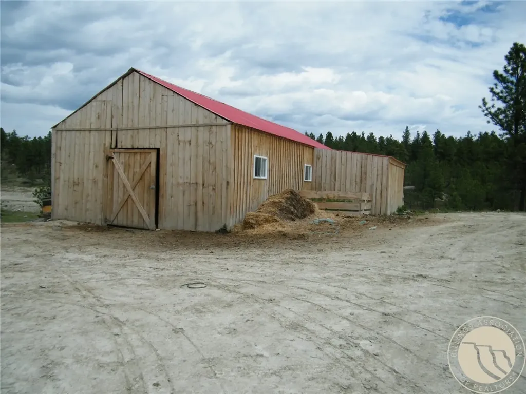 118 Shovel Head Way Roundup MT 59072