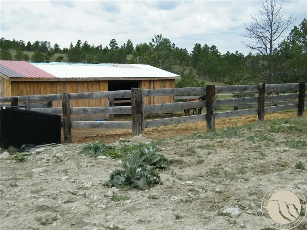 118 Shovel Head Way Roundup MT 59072