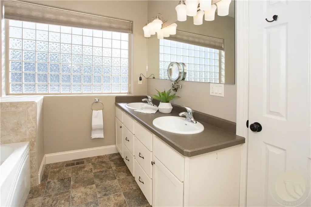 9 Bridle Trails Drive Joliet MT 59041