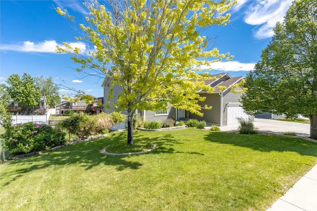 1043 Siesta Avenue Billings MT 59105