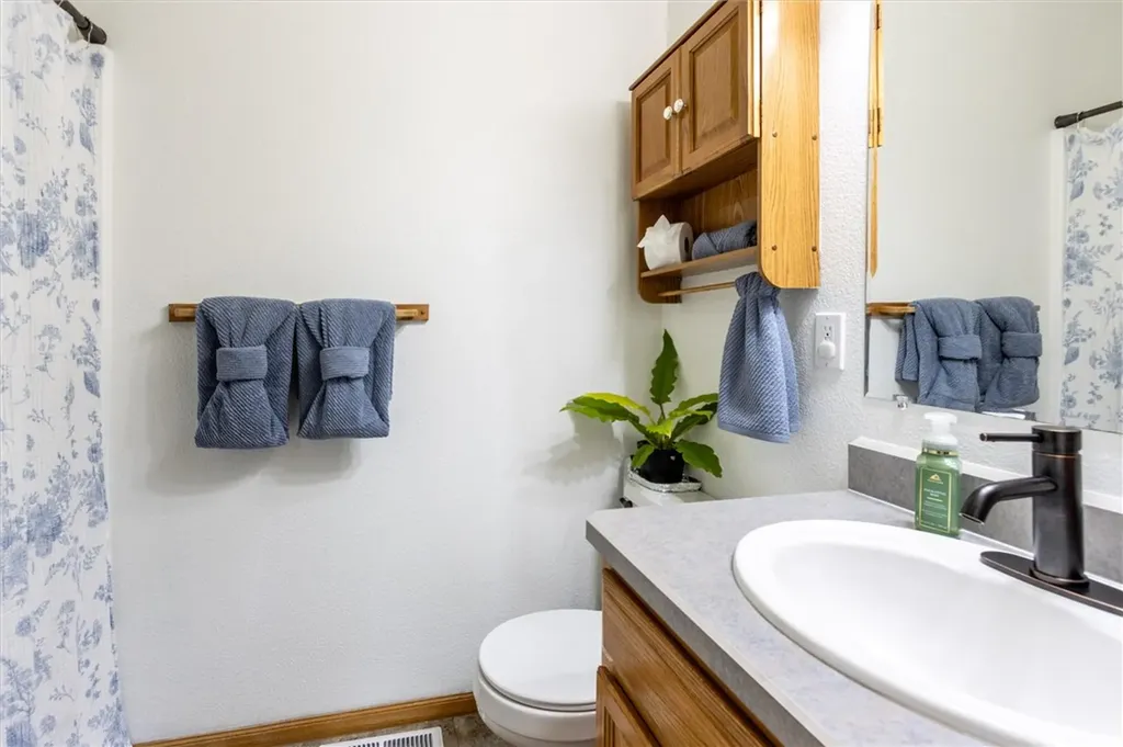 1043 Siesta Avenue Billings MT 59105