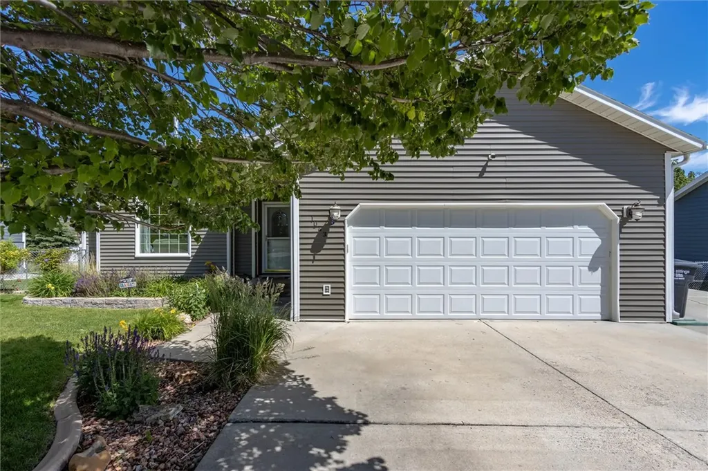 1043 Siesta Avenue Billings MT 59105