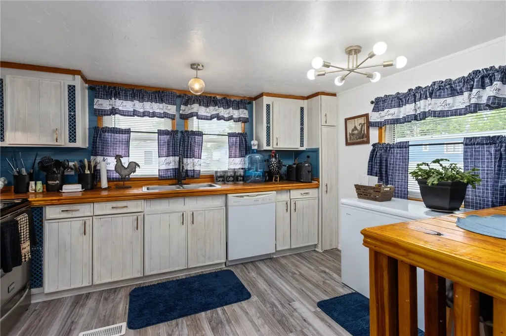 35 King Arthur Billings MT 59105