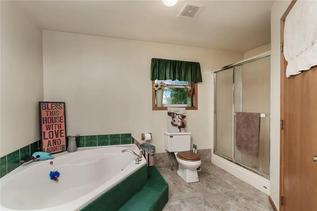 2542 S 28th Road Ballantine MT 59006