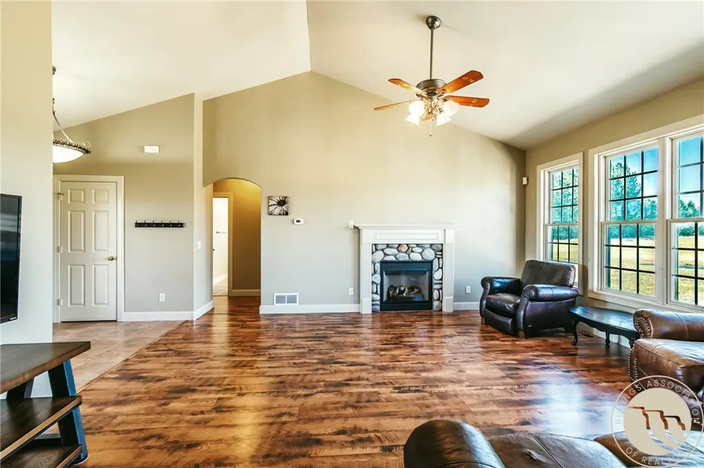 29 Rosebud View Roberts MT 59070