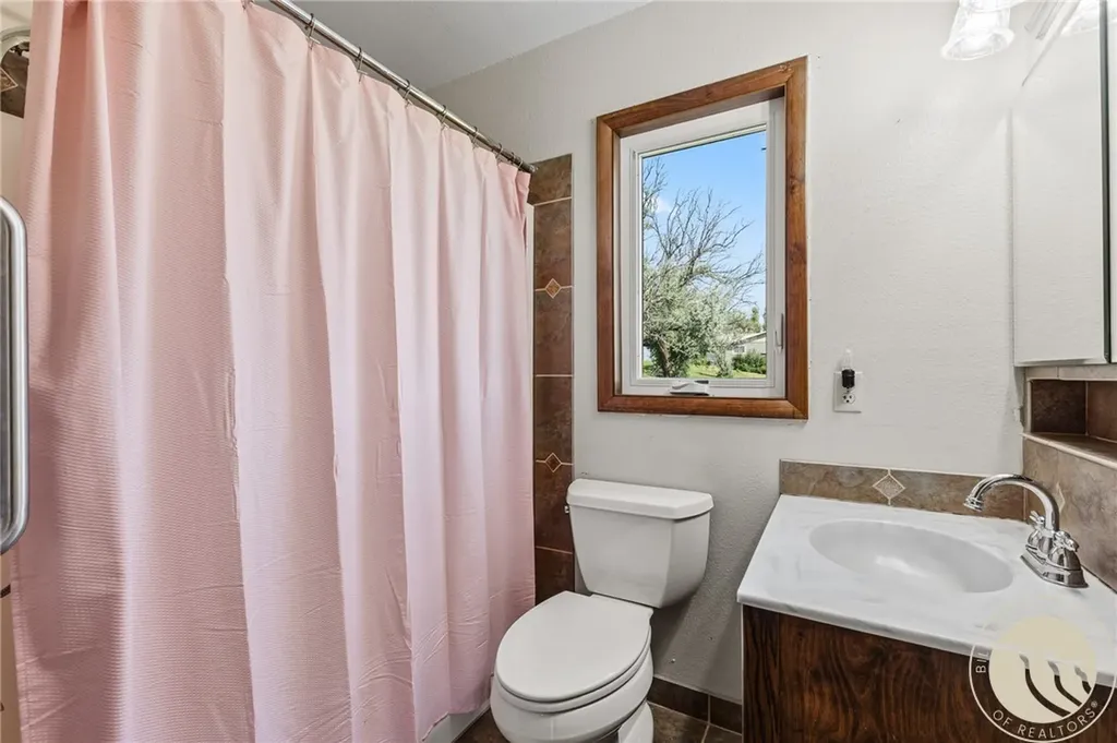 7851 Spear Drive Shepherd MT 59079