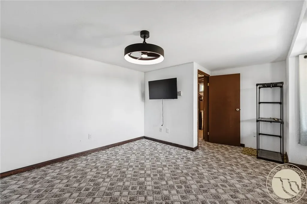 7851 Spear Drive Shepherd MT 59079