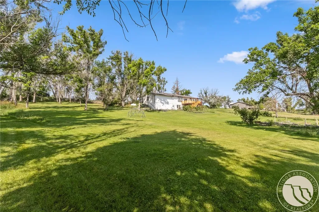 7851 Spear Drive Shepherd MT 59079