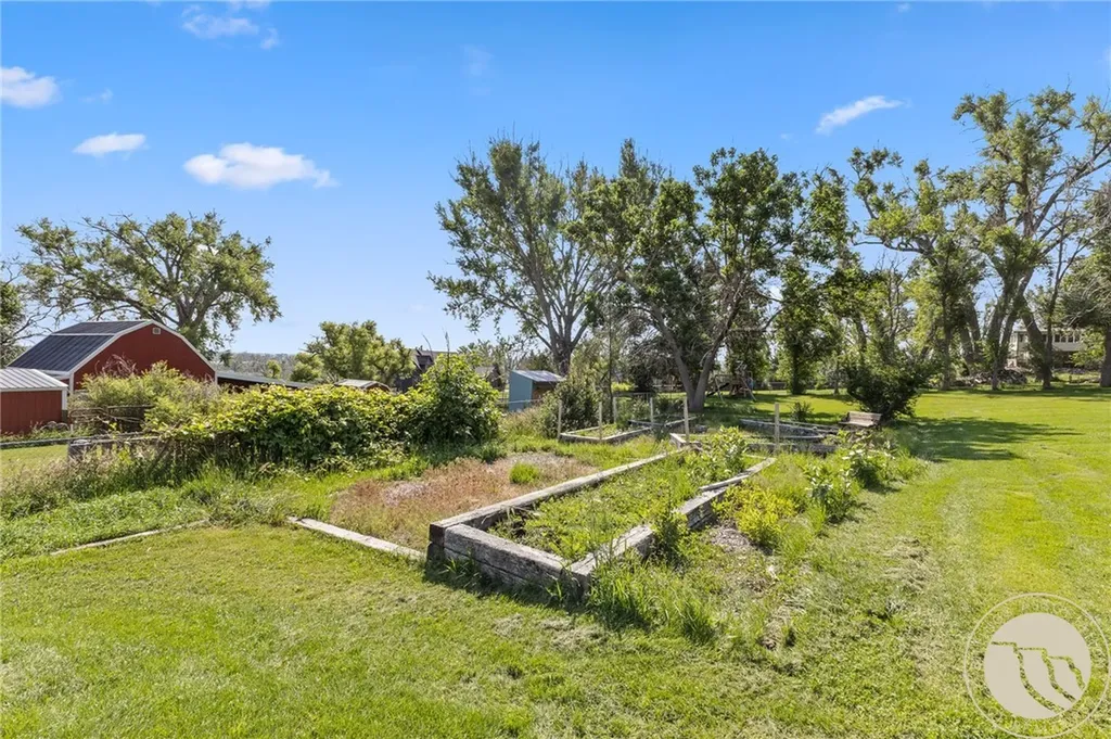 7851 Spear Drive Shepherd MT 59079