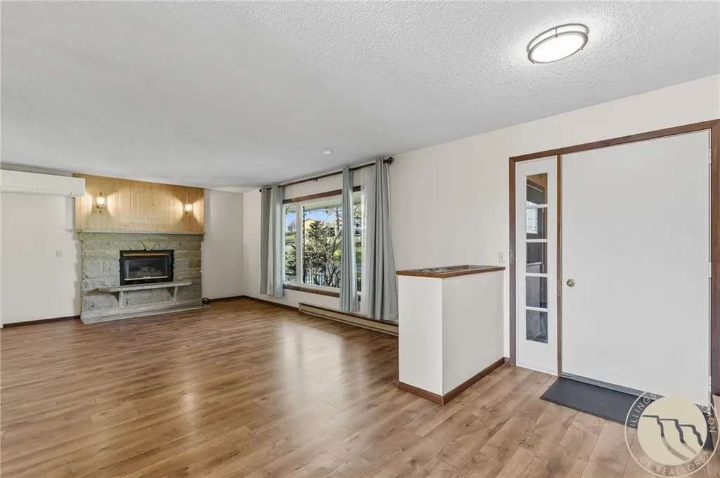 7851 Spear Drive Shepherd MT 59079