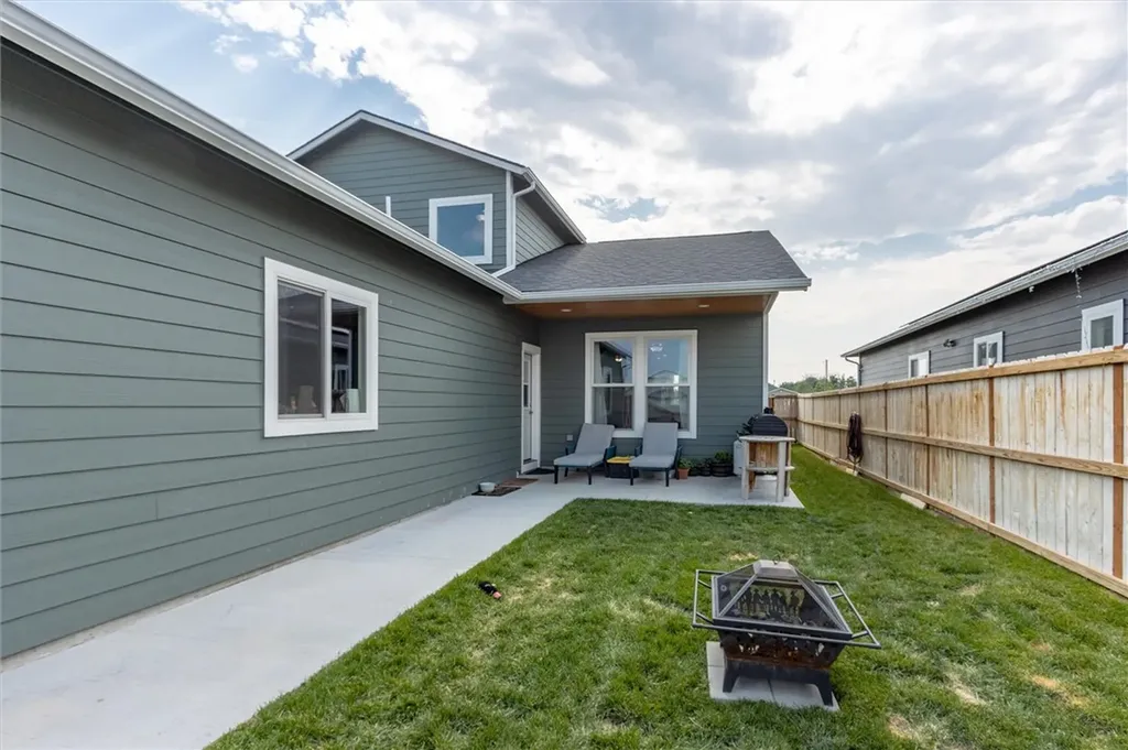 1112 3rd Street E Roundup MT 59072