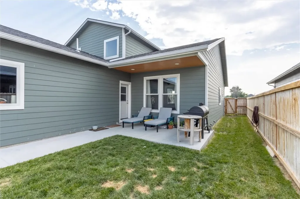 1112 3rd Street E Roundup MT 59072